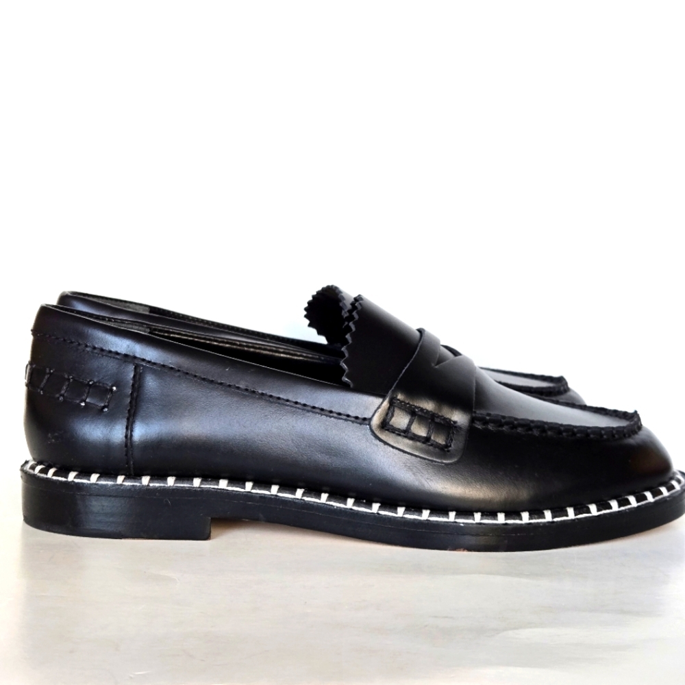 Schutz Leather Loafers - Christie Leather Flat Size 6B